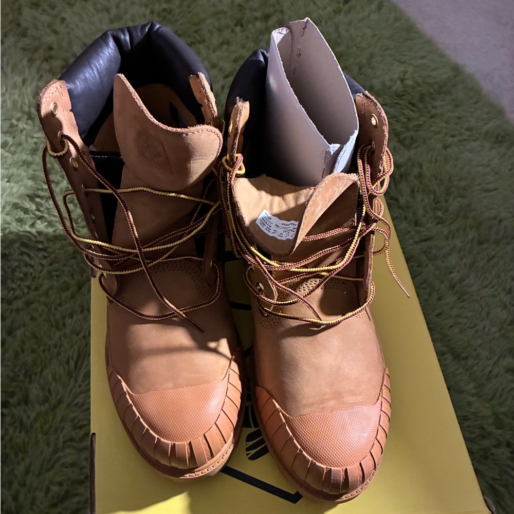 Beeline Timberland size 10 - Picture 8 of 10